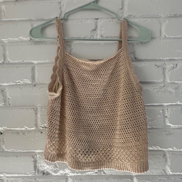 House of Harlow 1960 Medium Crocheted Crop Top - Picture 3 of 4